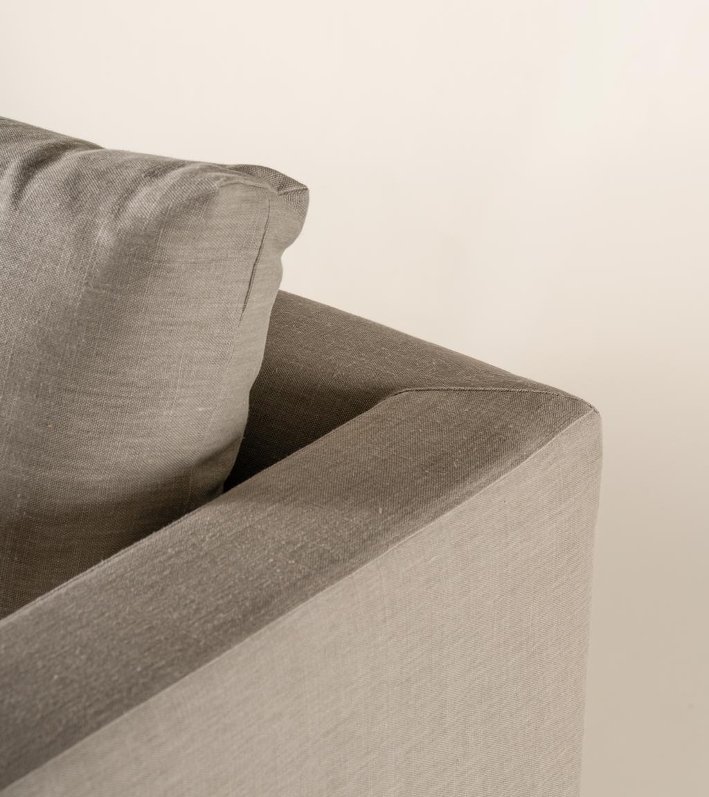 Grace Sofa, close up detail
