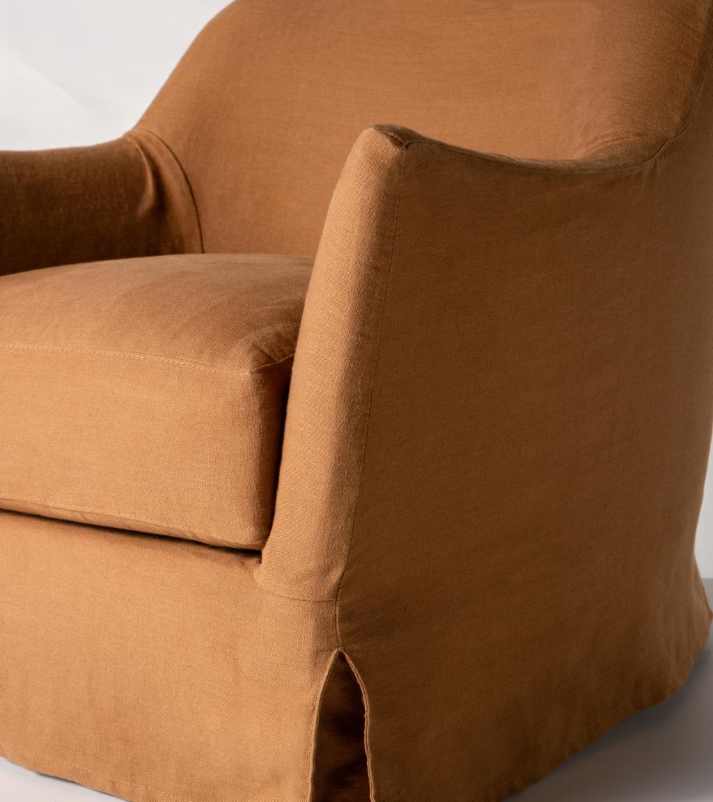 Bloomsbury LC Armchair in Pollen Pure Linen
