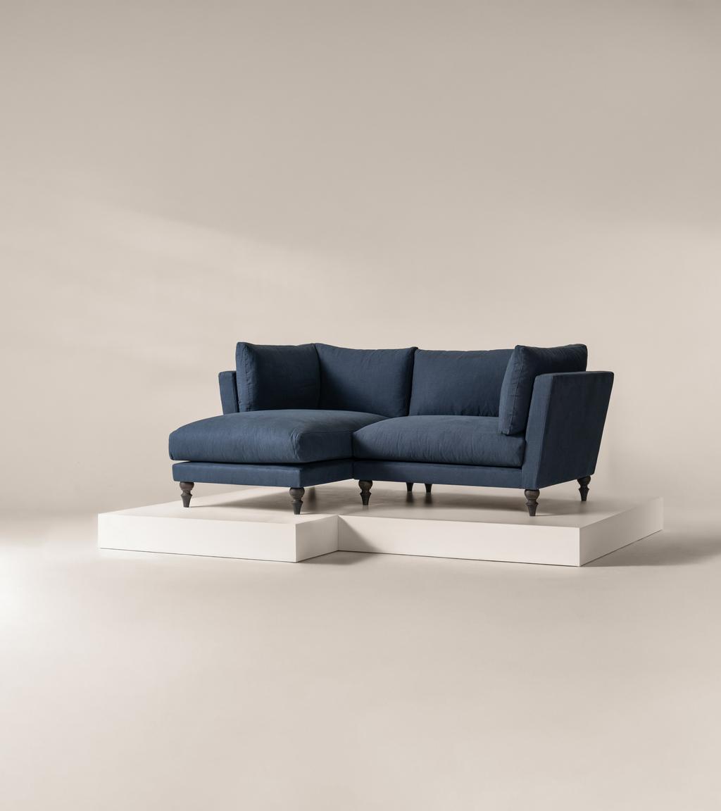 _Fabric shown: Midnight Pure Linen_
