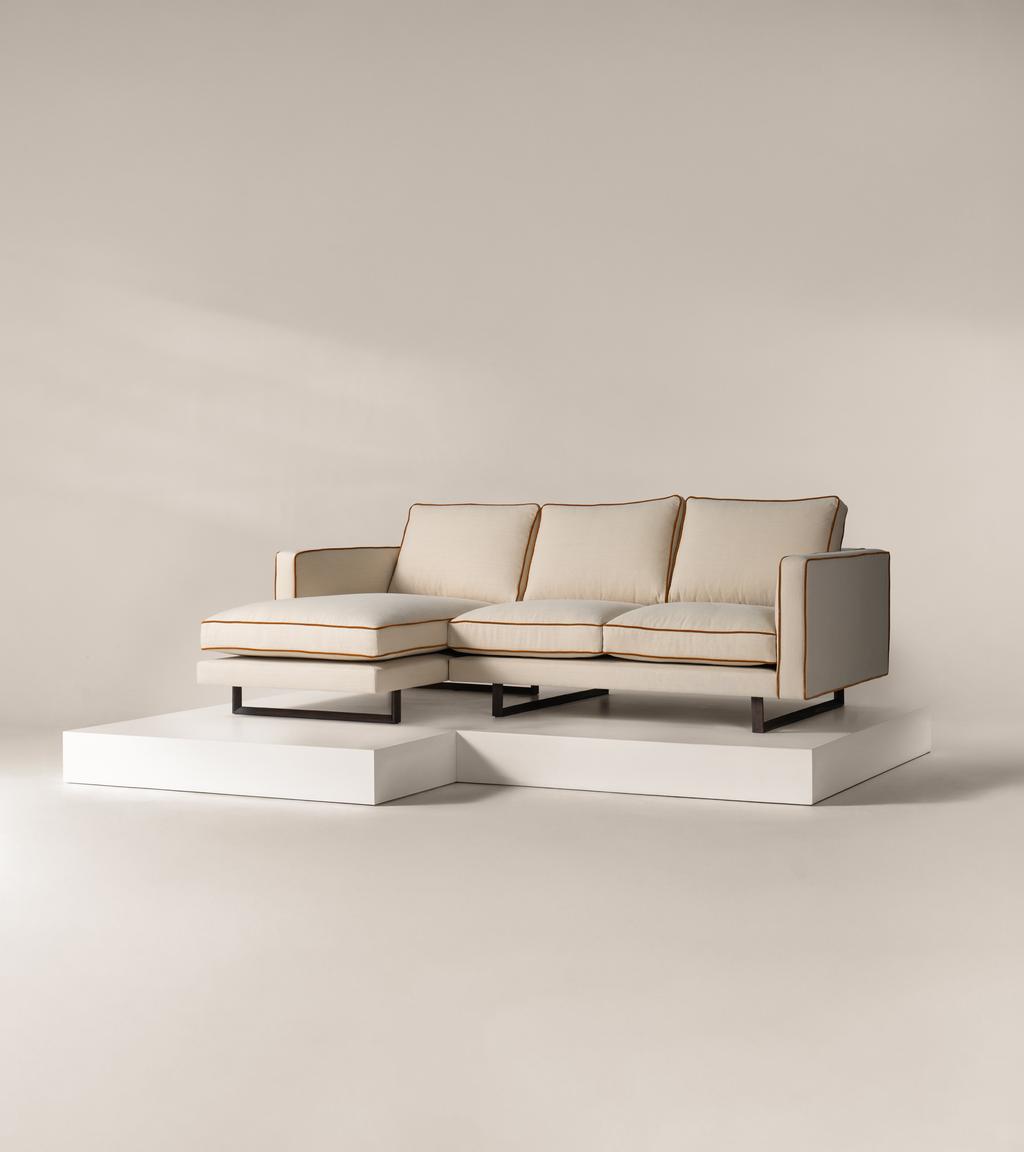 _Fabric shown: House Linen_