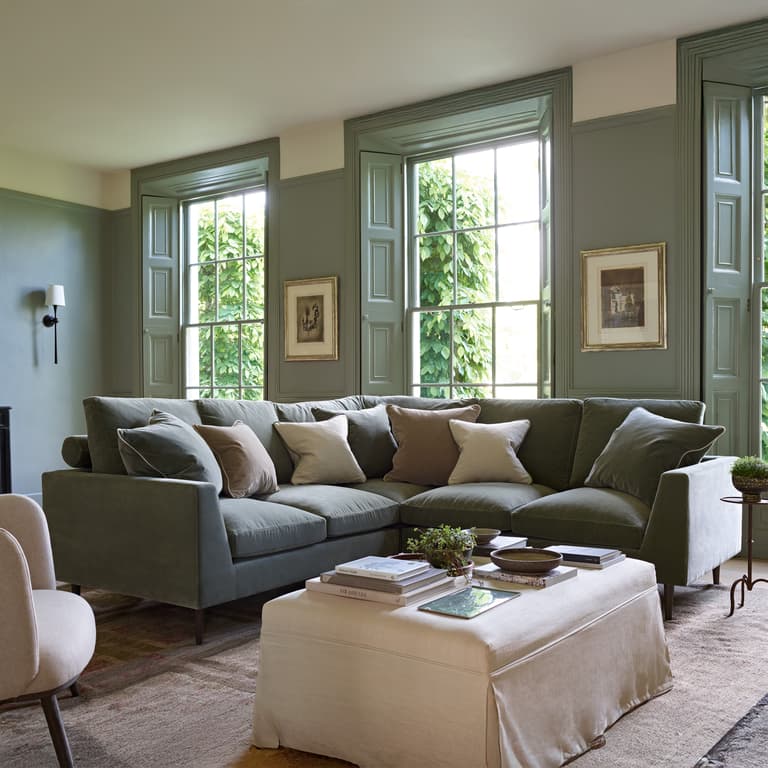 _Fabric shown: Sage Rich Velvet_