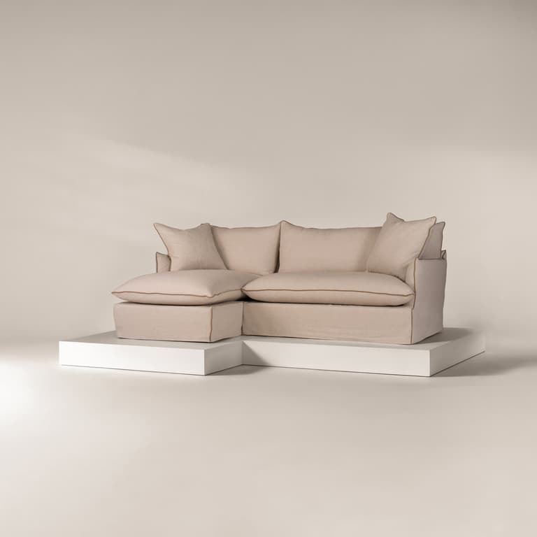 _Fabric shown: Neutral Herringbone_