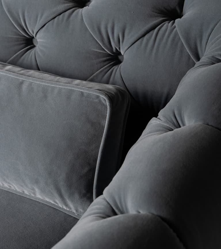 Earl Grey Sofa, button detail