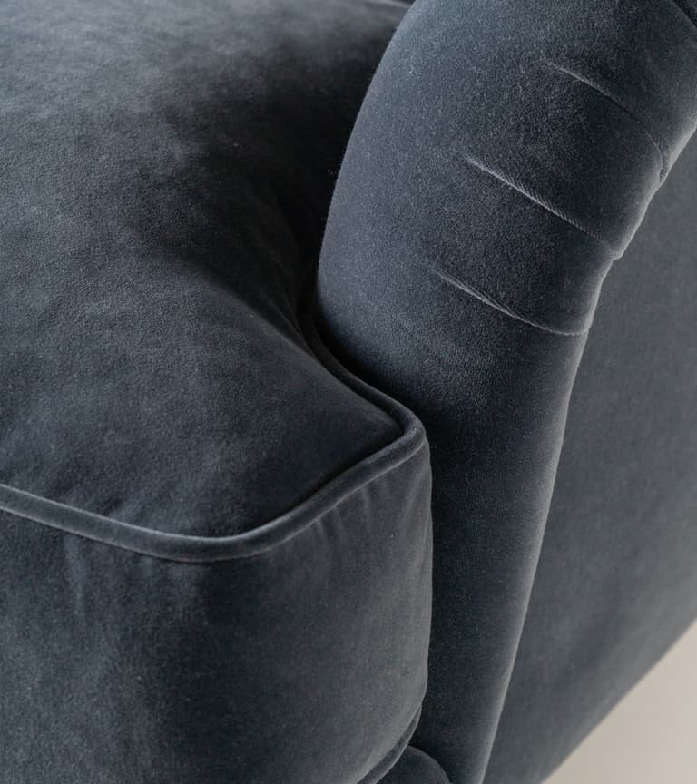 Eliza Sofa, cushion detail