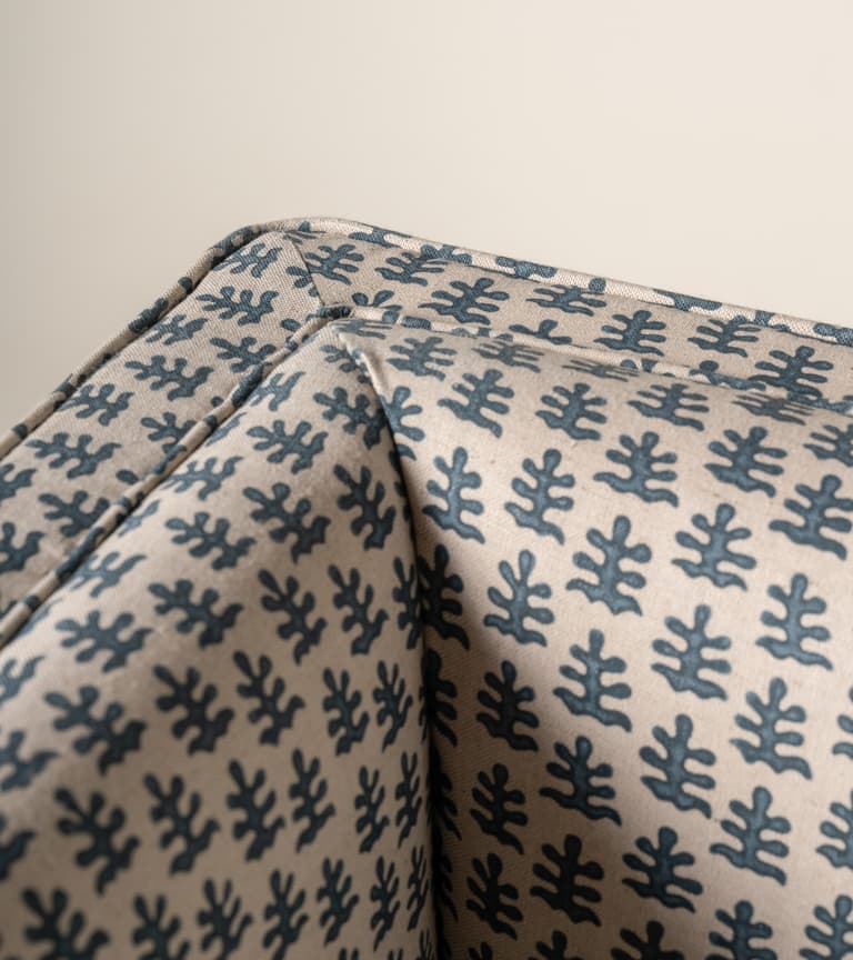 _Fabric shown: T&A Coral Squid Ink_