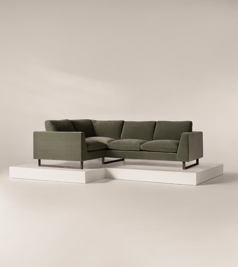 _Fabric shown: Nordic Green Rich Velvet_